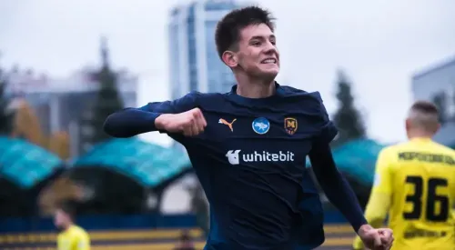 Андрій Король підписав перший професійний контракт! 